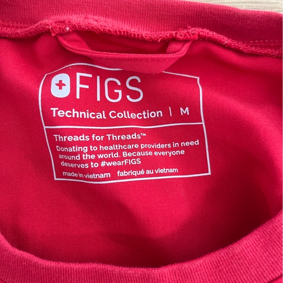 FIGS RED TOP - Picture 3 of 5